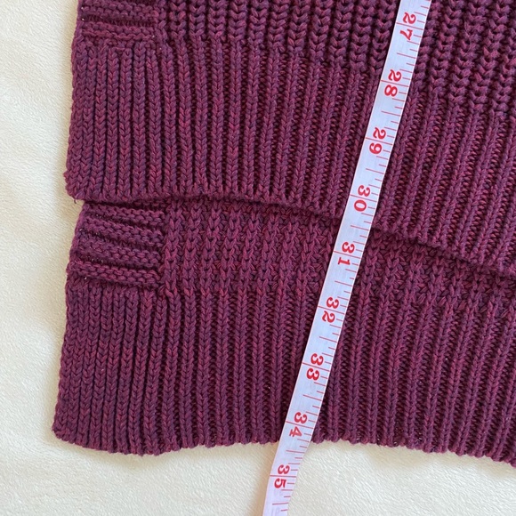 Forever 21 maroon sleeveless turtle neck sweater dress - Picture 3 of 4